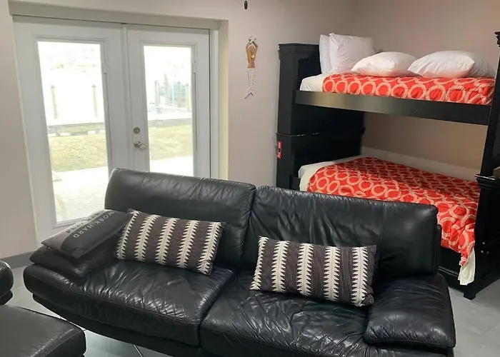 Luxury And Spacious Waterside Getaway * Clearwater Beach